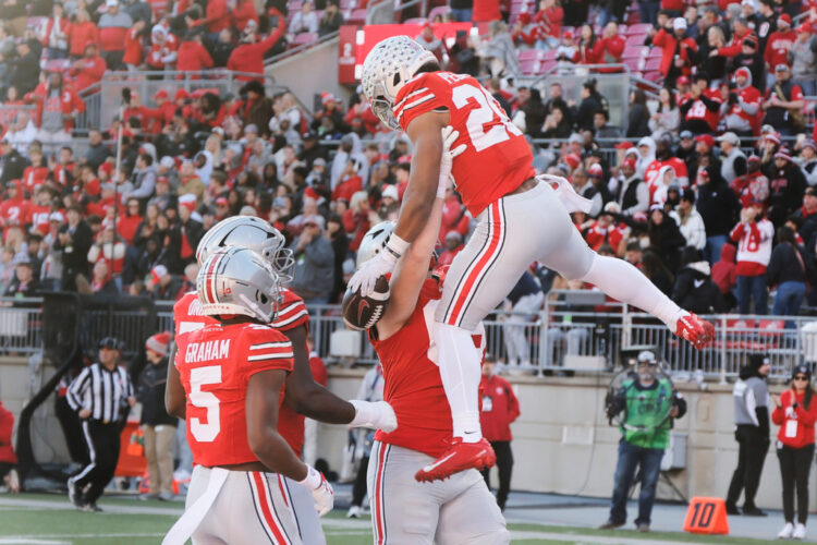 Top-ranked Ohio State pulls away in 2nd half for 42-9 victory over Rutgers with Michigan up next